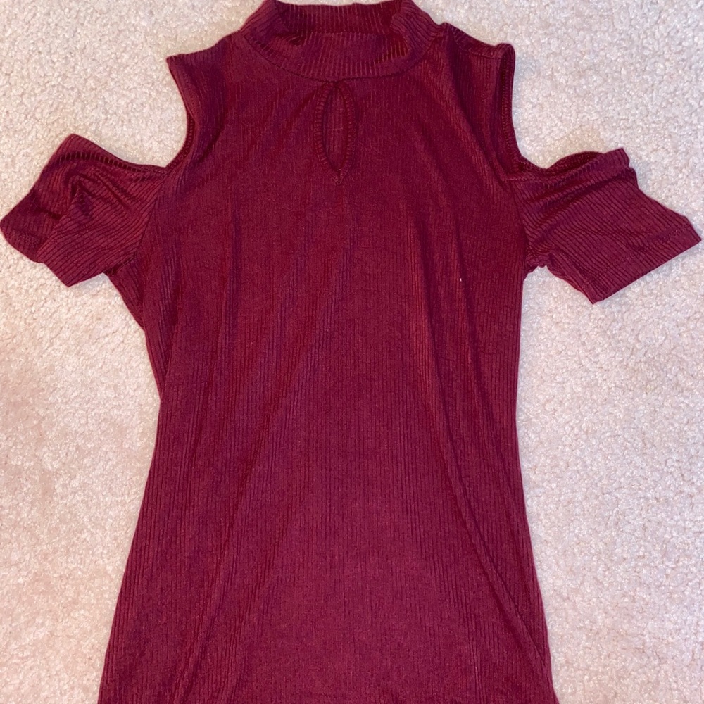Maroon mock neck shirt